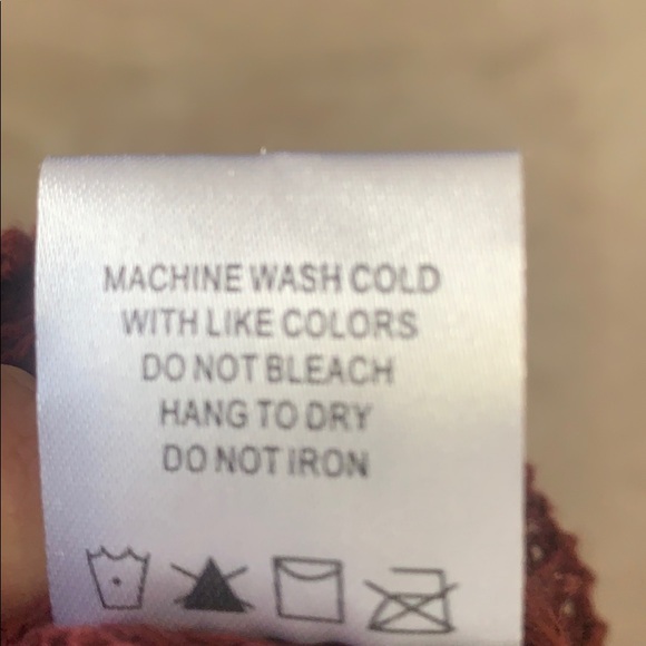 TOBI sequin elbow patch hi-low sweater. Size M - Picture 9 of 9